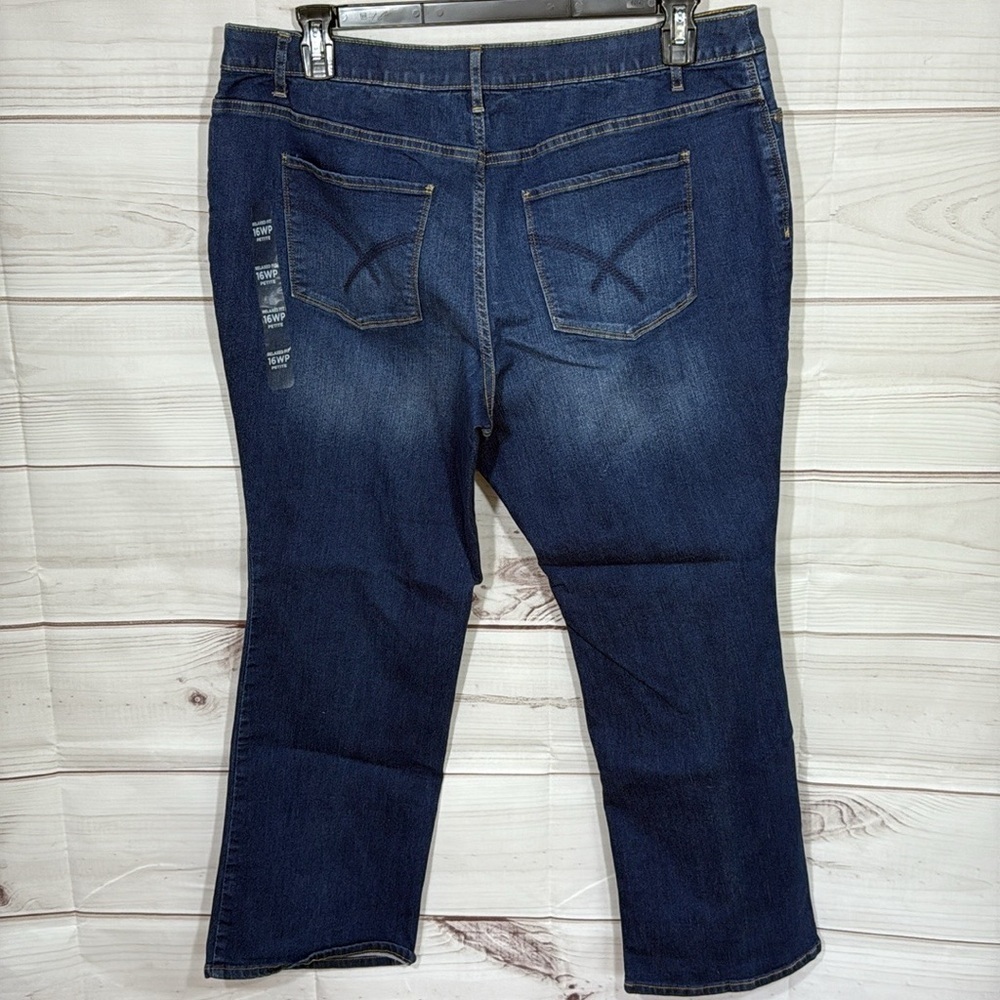 NWOT CJ Banks Comfort Waist Stretch Relaxed Fit Mid-Rise Jeans Size 16W Petite - Picture 2 of 9